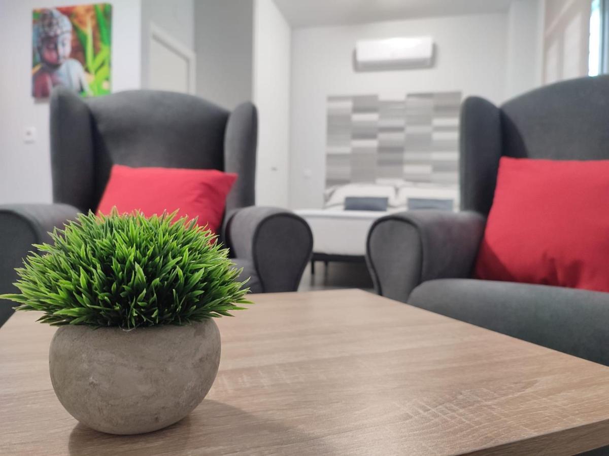 Apartamento Madrid Norte Bagian luar foto